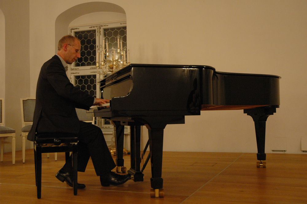 OLIVER BARON