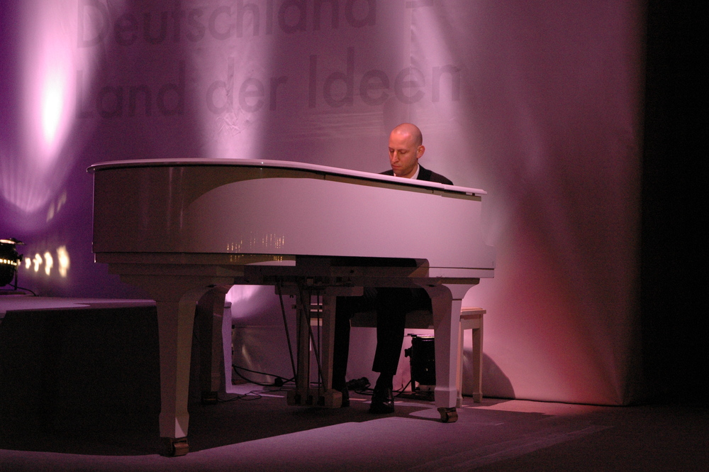OLIVER BARON